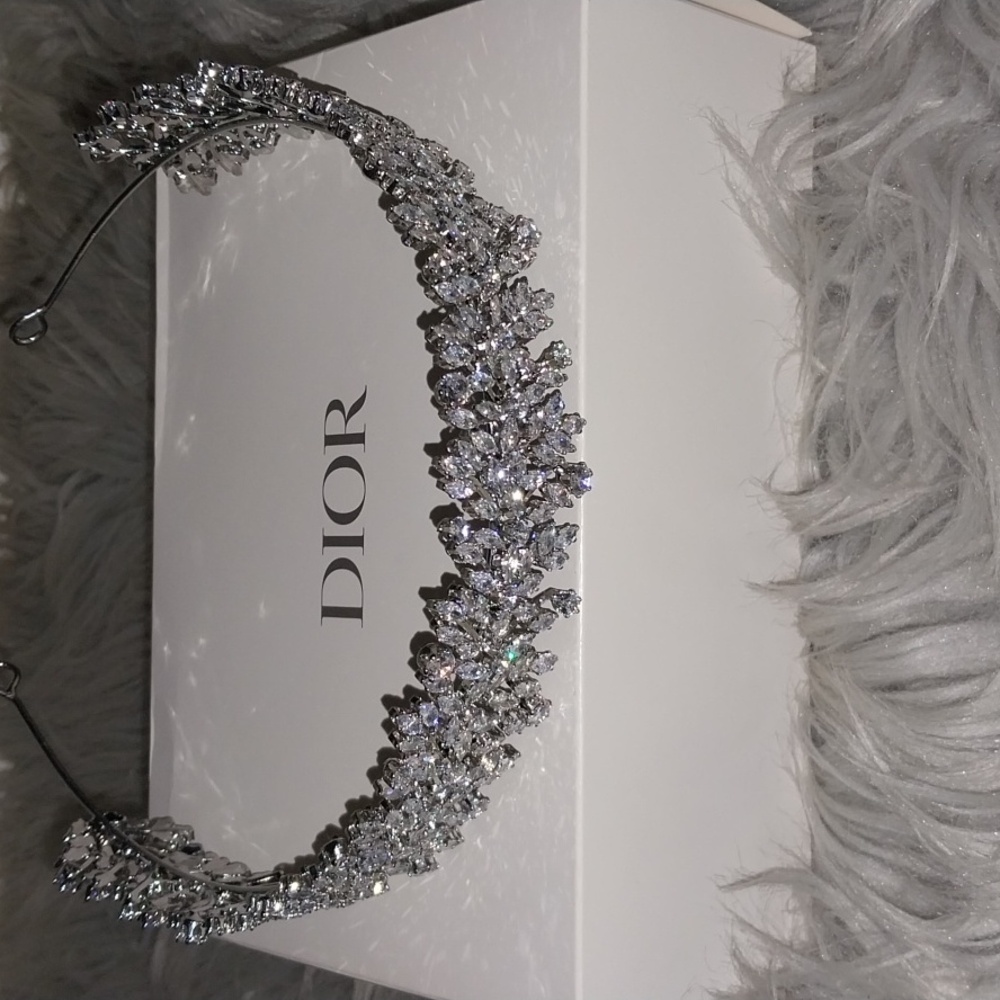 GORGEOUS Crystal Tiara for Bridal or Prom events